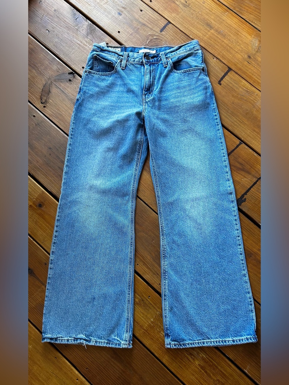 Levi’s Premium Loose Boot Jeans 29 Light Wash Mid Rise Baggy Bootcut women new